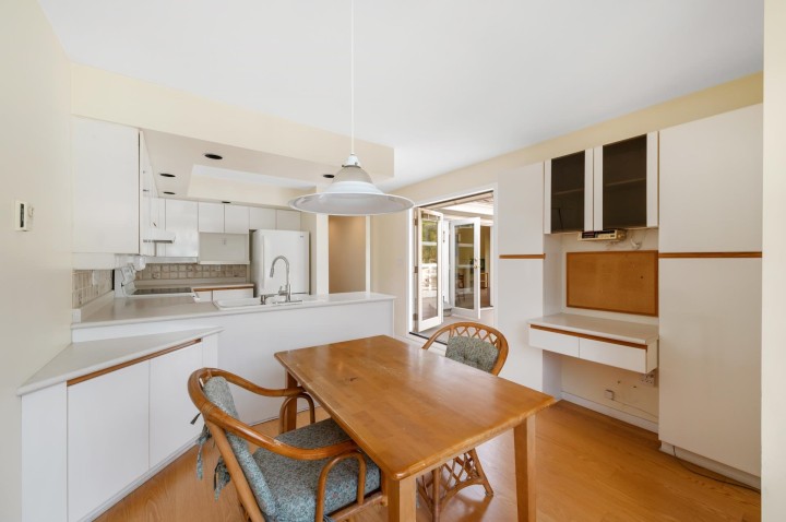 Photo 17 at 303 - 3373 Capilano Crescent, Capilano NV, North Vancouver