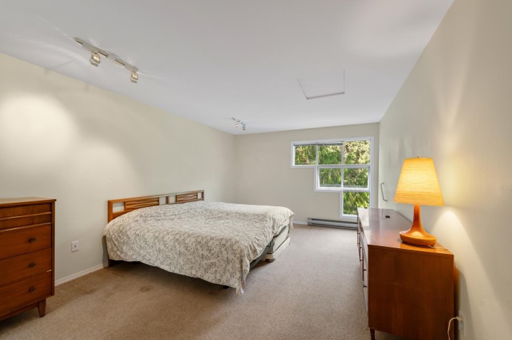 Photo 24 at 303 - 3373 Capilano Crescent, Capilano NV, North Vancouver
