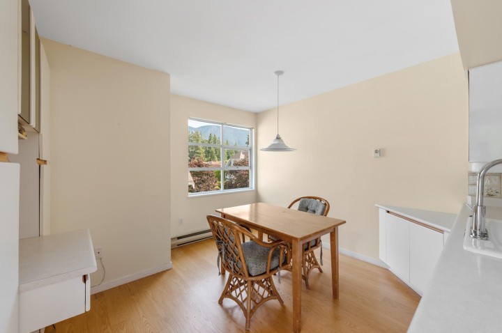 Photo 15 at 303 - 3373 Capilano Crescent, Capilano NV, North Vancouver
