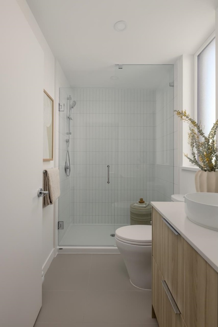 Photo 16 at 417 - 2450 Garden Drive, Grandview Woodland, Vancouver East