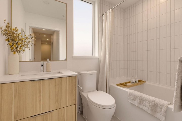 Photo 20 at 417 - 2450 Garden Drive, Grandview Woodland, Vancouver East