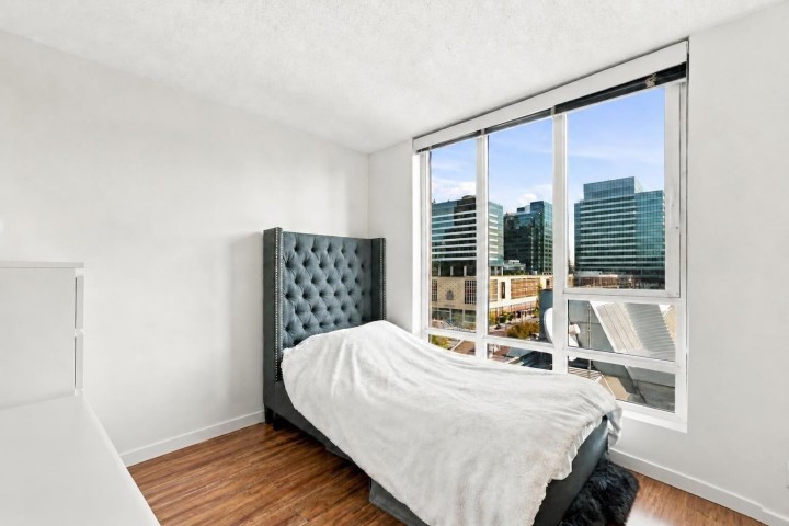 Photo 13 at 1703 - 233 Robson Street, Downtown VW, Vancouver West