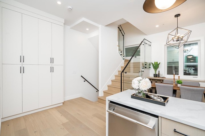 Photo 13 at 1 - 2753 Nanaimo Street, Grandview Woodland, Vancouver East