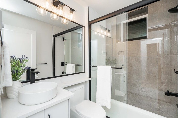 Photo 28 at 1 - 2753 Nanaimo Street, Grandview Woodland, Vancouver East
