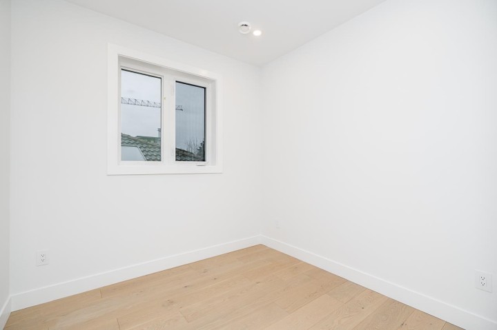 Photo 20 at 1 - 2753 Nanaimo Street, Grandview Woodland, Vancouver East