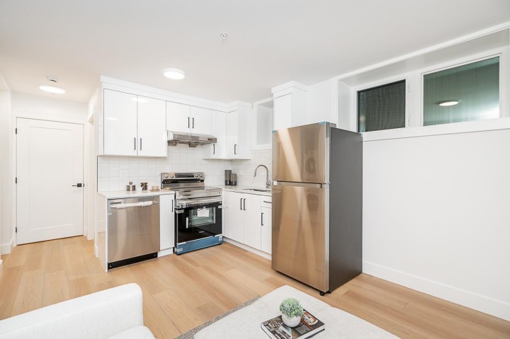 Photo 24 at 1 - 2753 Nanaimo Street, Grandview Woodland, Vancouver East