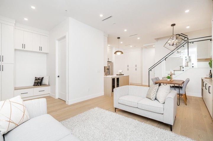 Photo 8 at 1 - 2753 Nanaimo Street, Grandview Woodland, Vancouver East