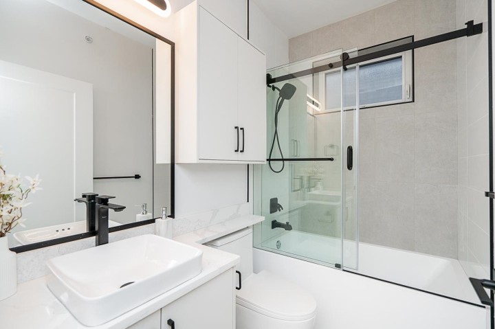 Photo 21 at 1 - 2753 Nanaimo Street, Grandview Woodland, Vancouver East