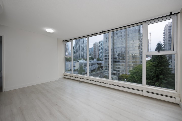 Photo 2 at 902 - 1008 Cambie Street, Yaletown, Vancouver West