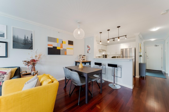 Photo 7 at 404 - 2161 W 12th Avenue, Kitsilano, Vancouver West