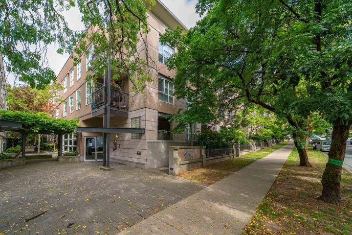 Photo 29 at 404 - 2161 W 12th Avenue, Kitsilano, Vancouver West