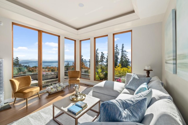 Photo 3 at 5401 West Vista Court, Upper Caulfeild, West Vancouver