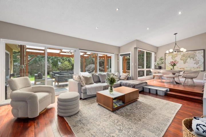 Photo 2 at 326 Moyne Drive, British Properties, West Vancouver