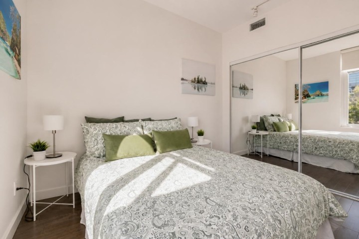 Photo 12 at 906 - 38 W 1st Avenue, False Creek, Vancouver West