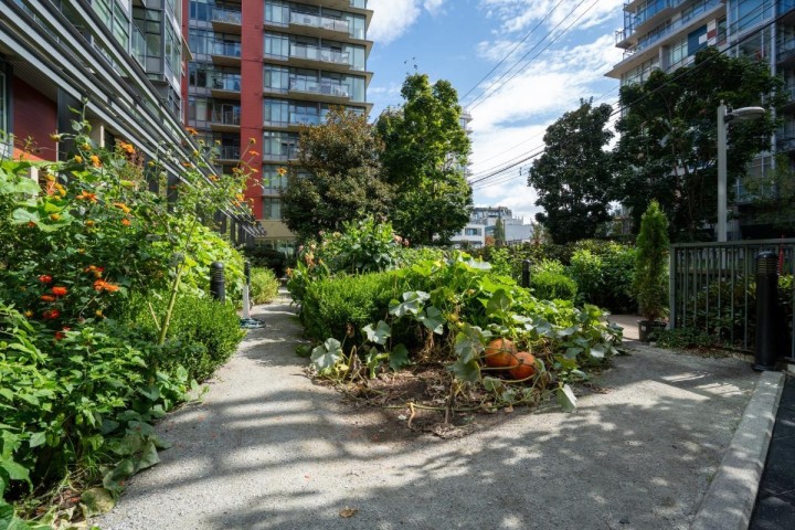 Photo 26 at 906 - 38 W 1st Avenue, False Creek, Vancouver West