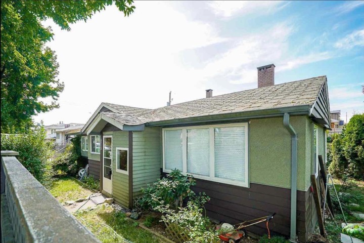 Photo 13 at 5715 Culloden Street, Knight, Vancouver East