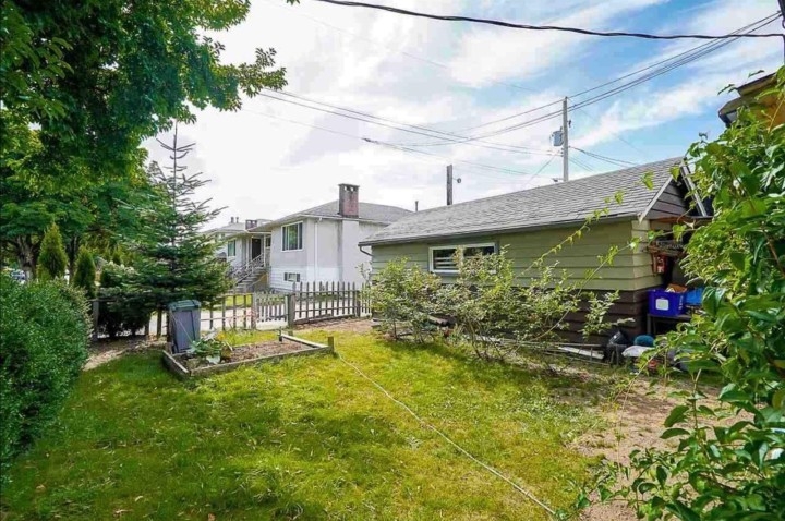 Photo 14 at 5715 Culloden Street, Knight, Vancouver East