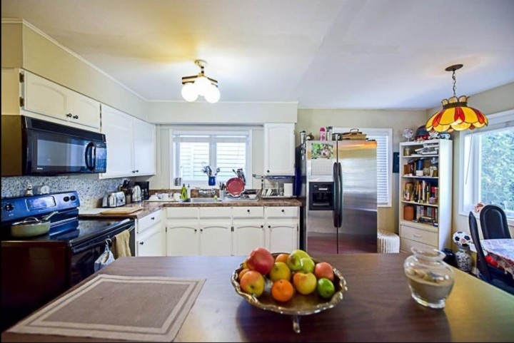 Photo 4 at 5715 Culloden Street, Knight, Vancouver East