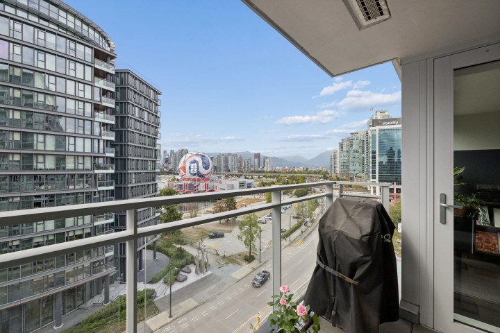 Photo 19 at 1106 - 1618 Quebec Street, Mount Pleasant VE, Vancouver East