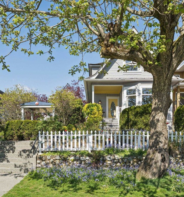 Photo 2 at 408 E 2nd Street, Lower Lonsdale, North Vancouver