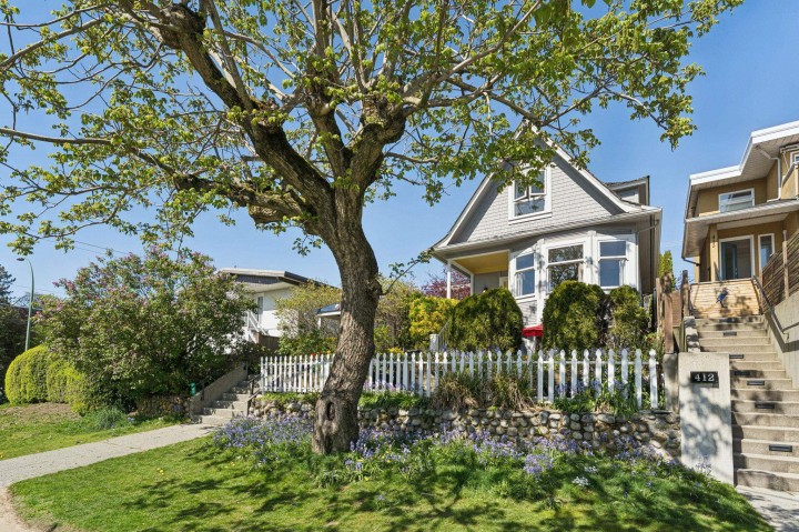 Photo 4 at 408 E 2nd Street, Lower Lonsdale, North Vancouver