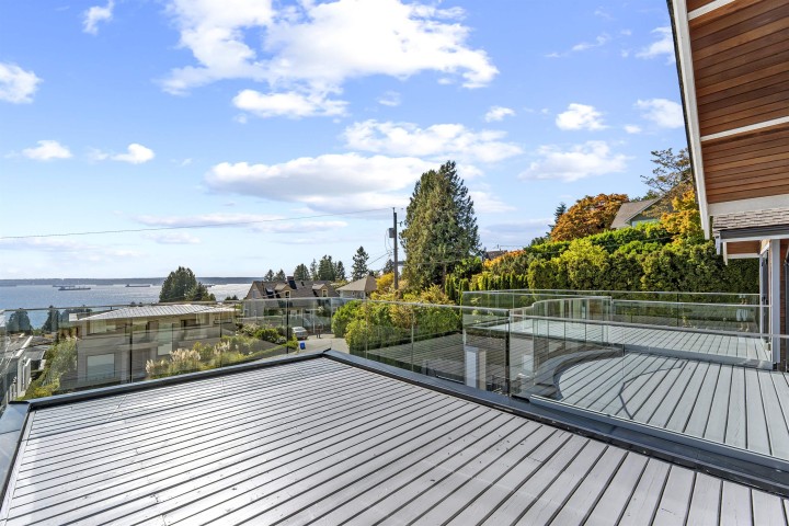 Photo 9 at 2559 Nelson Avenue, Dundarave, West Vancouver