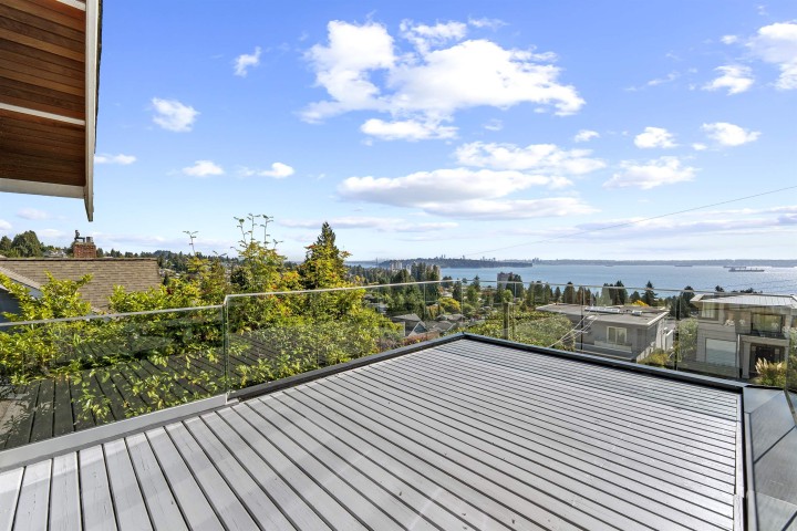 Photo 10 at 2559 Nelson Avenue, Dundarave, West Vancouver