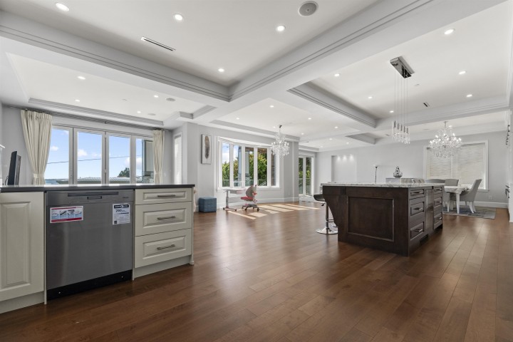 Photo 21 at 2559 Nelson Avenue, Dundarave, West Vancouver