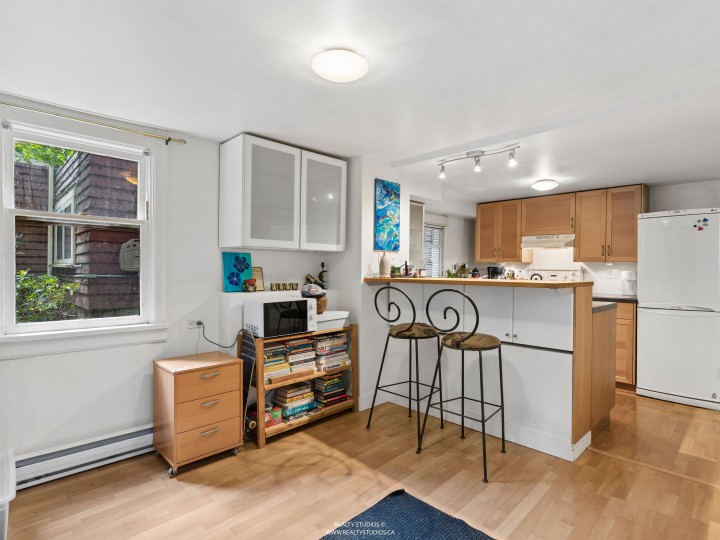 Photo 32 at 559 W 18th Avenue, Cambie, Vancouver West