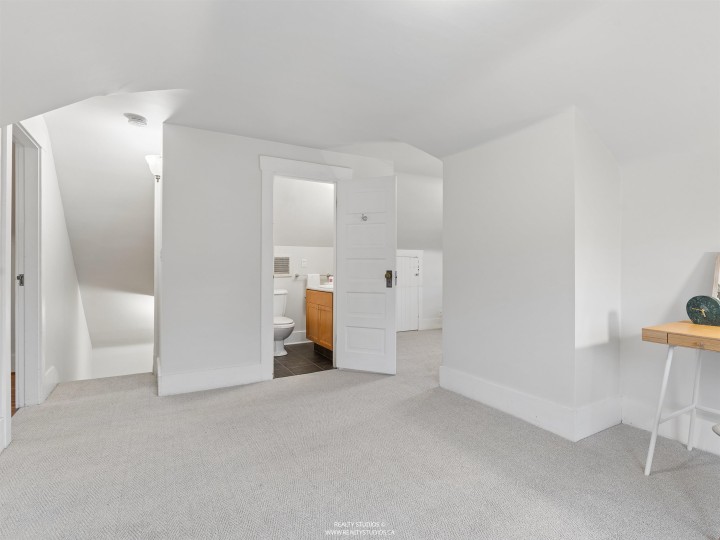 Photo 28 at 559 W 18th Avenue, Cambie, Vancouver West