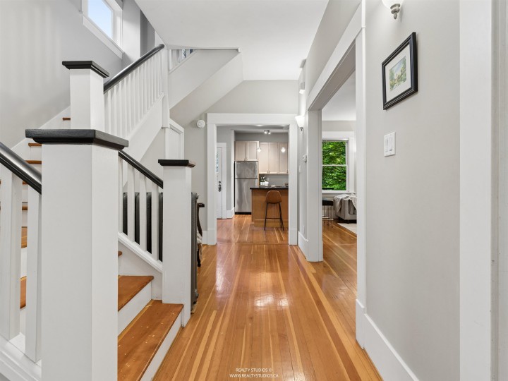 Photo 14 at 559 W 18th Avenue, Cambie, Vancouver West