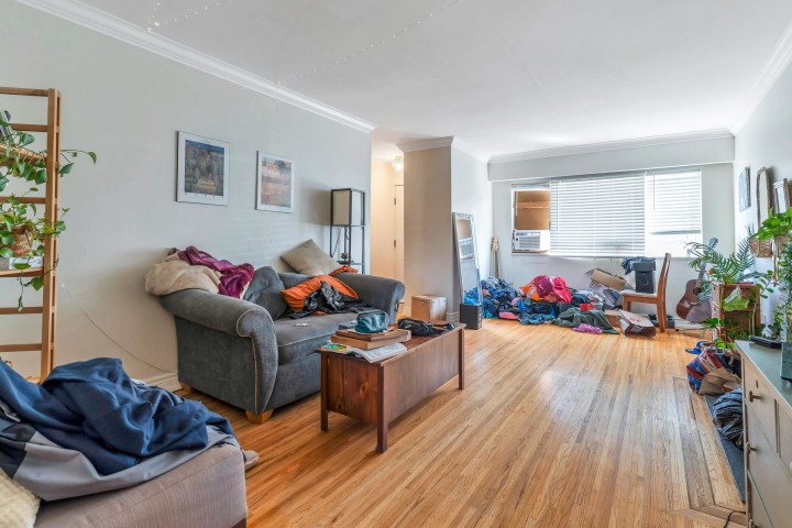 Photo 12 at 5755 Dumfries Street, Knight, Vancouver East