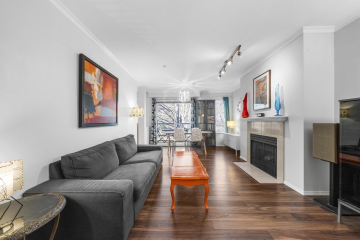 Photo 5 at 306 - 3400 Se Marinr Drive, Champlain Heights, Vancouver East