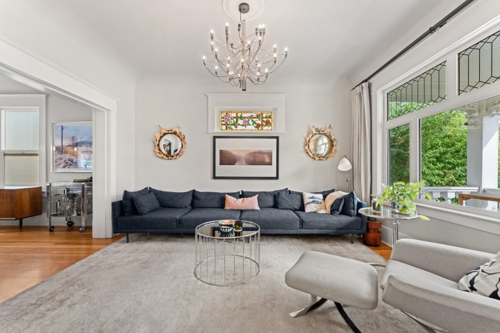 Photo 3 at 739 E 24th Avenue, Fraser VE, Vancouver East