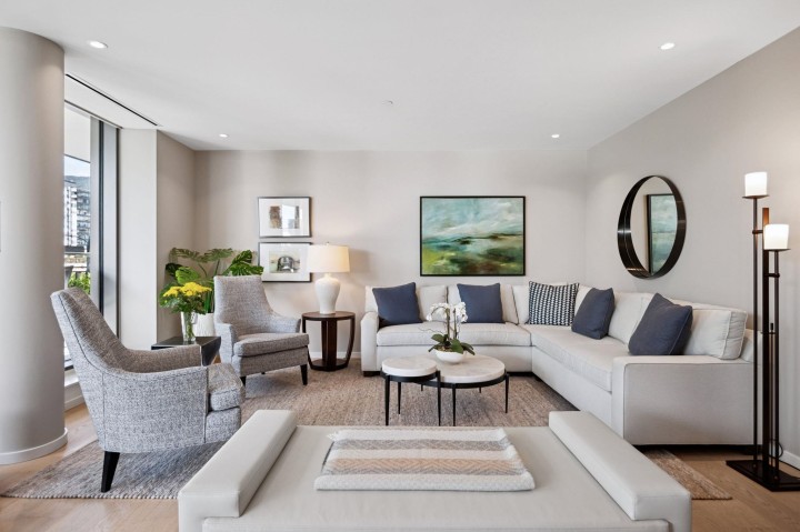 Photo 6 at 209 - 1355 Bellevue Avenue, Ambleside, West Vancouver