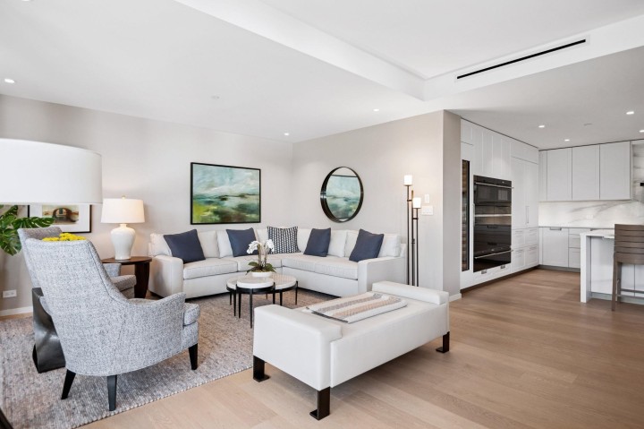 Photo 7 at 209 - 1355 Bellevue Avenue, Ambleside, West Vancouver