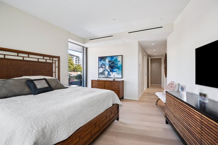 Photo 20 at 209 - 1355 Bellevue Avenue, Ambleside, West Vancouver