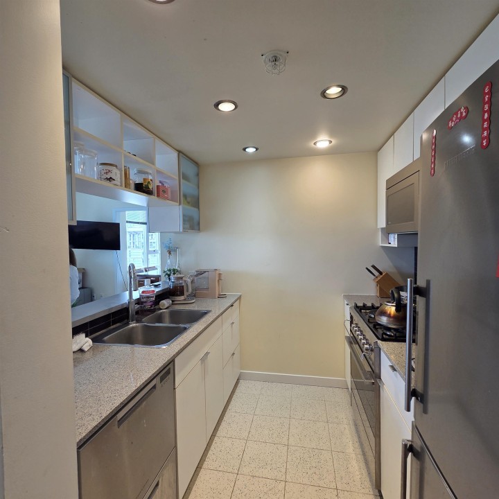 Photo 3 at 3008 - 939 Expo Boulevard, Yaletown, Vancouver West