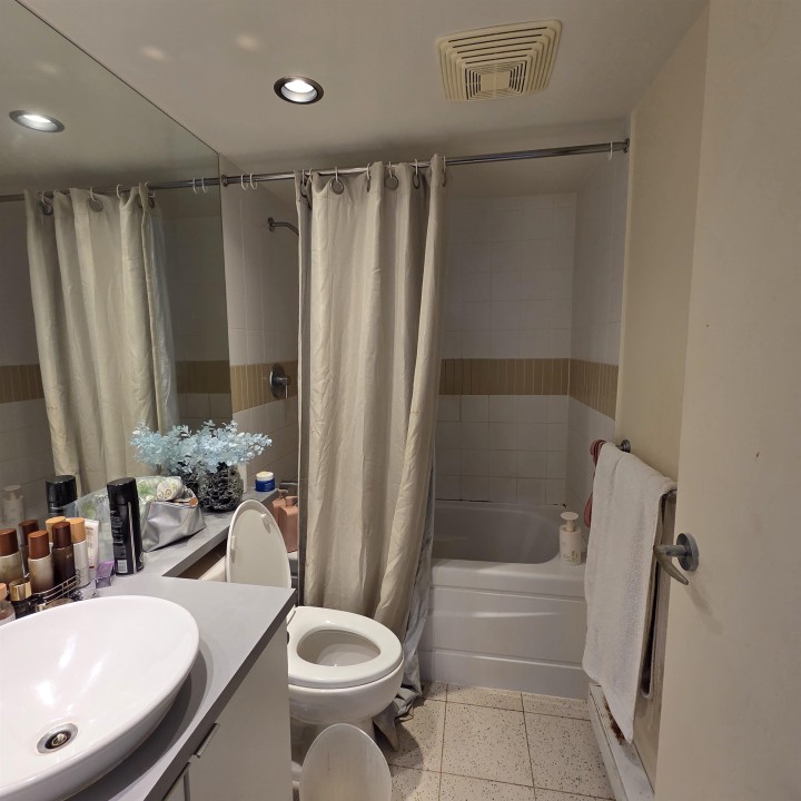 Photo 8 at 3008 - 939 Expo Boulevard, Yaletown, Vancouver West