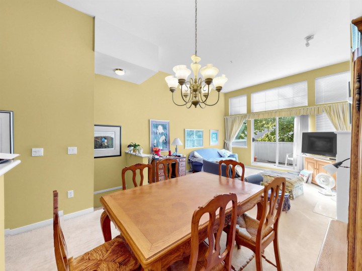 Photo 7 at 4 - 3592 Whitney Place, Champlain Heights, Vancouver East