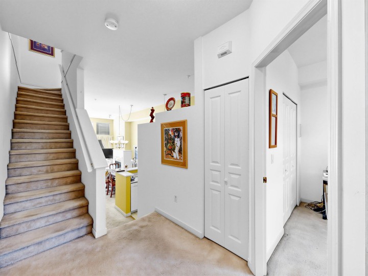 Photo 18 at 4 - 3592 Whitney Place, Champlain Heights, Vancouver East