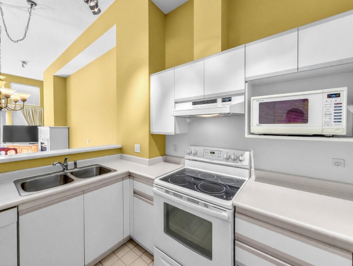 Photo 15 at 4 - 3592 Whitney Place, Champlain Heights, Vancouver East