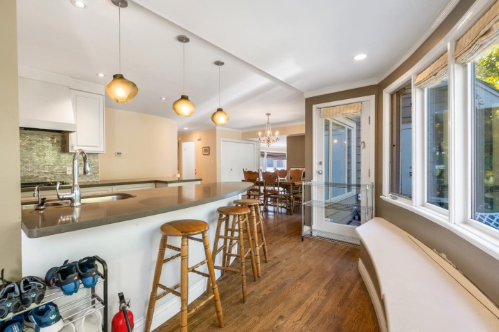 Photo 8 at 1545 W 49th Avenue, South Granville, Vancouver West
