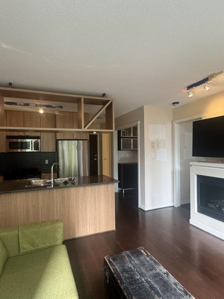 Photo 6 at 406 - 1010 Richards Street, Yaletown, Vancouver West