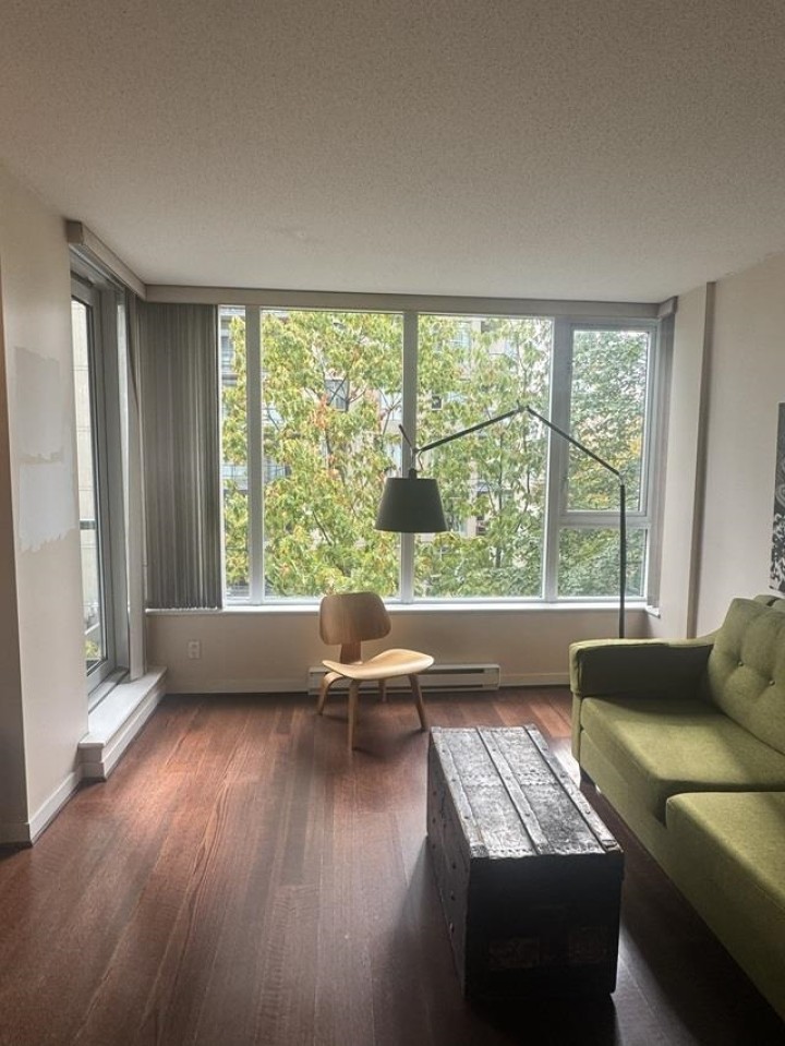 Photo 5 at 406 - 1010 Richards Street, Yaletown, Vancouver West