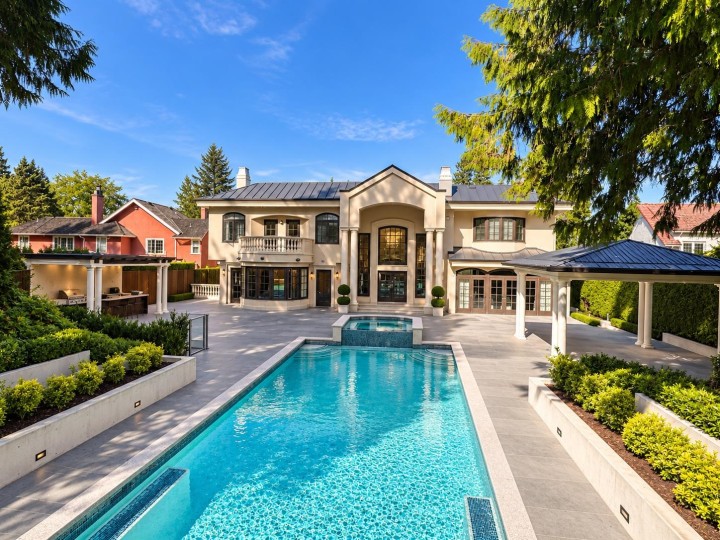 Photo 1 at 4728 Drummond Drive, Point Grey, Vancouver West