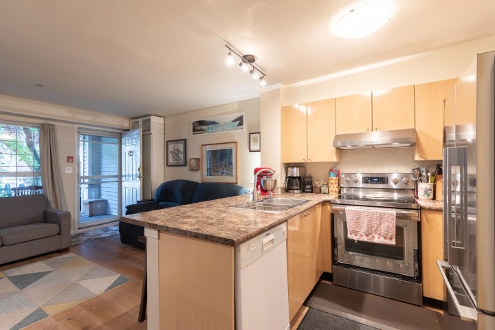 Photo 7 at 3228 Heather Street, Cambie, Vancouver West