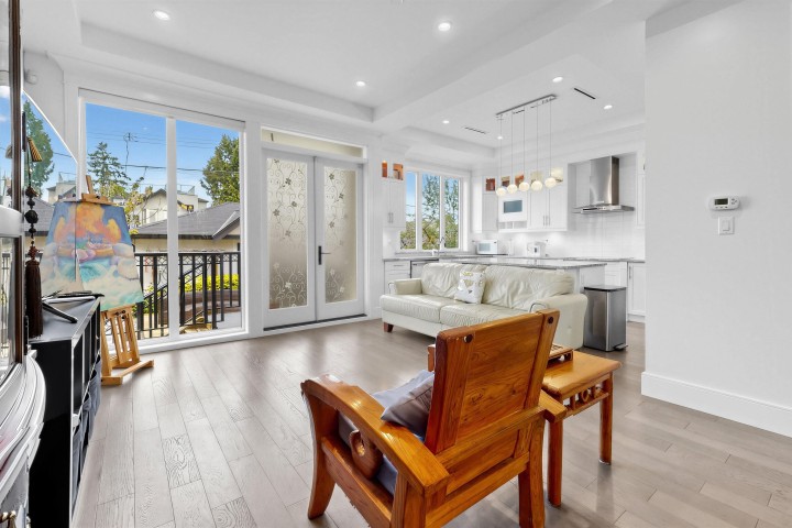 Photo 22 at 4555 W 9th Avenue, Point Grey, Vancouver West