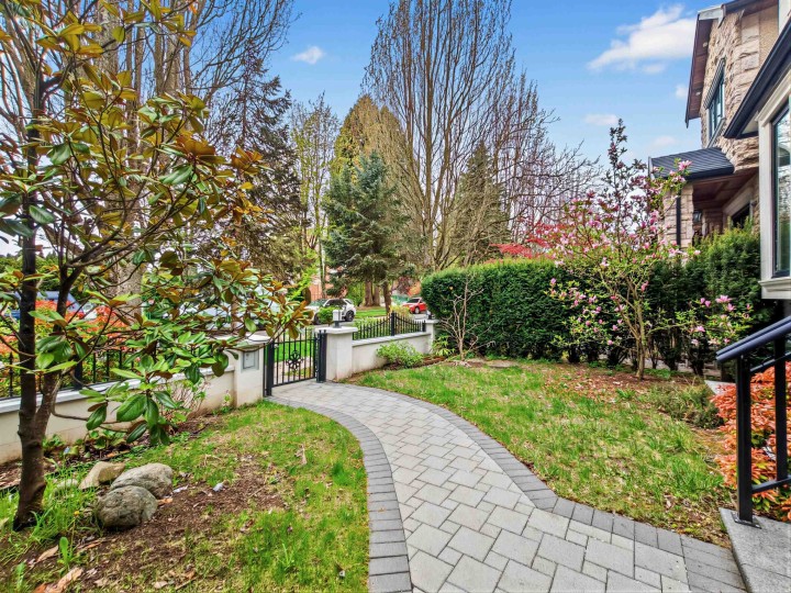 Photo 8 at 4555 W 9th Avenue, Point Grey, Vancouver West