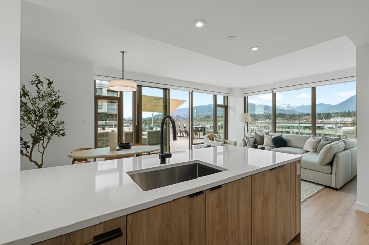Photo 9 at 703 - 755 Harbourside Drive, Harbourside, North Vancouver